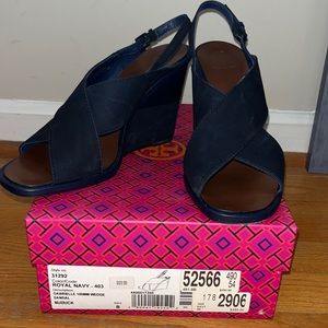 EUC Tory Burch Navy Wedges size 8